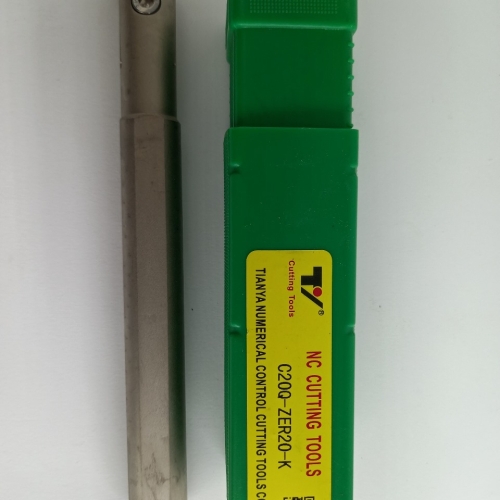 C20Q-ZER20-K WHITE OBVERSE KNIFE