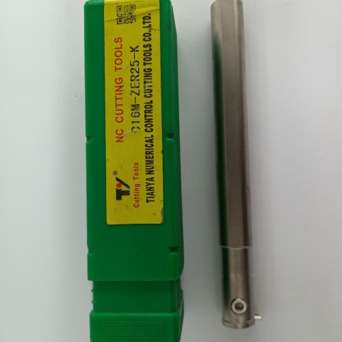 C16M-ZER25-K WHITE OBVERSE KNIFE